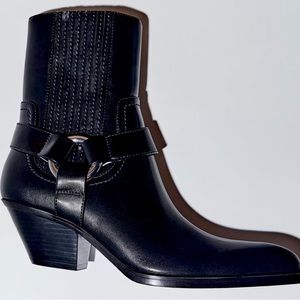 NWT Zara black cowboy boots